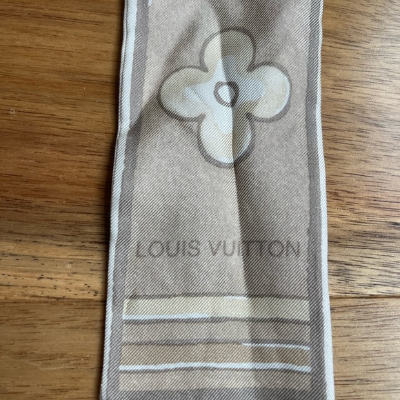 Rare vintage Louis Vuitton bandeau - Picture 7 of 9